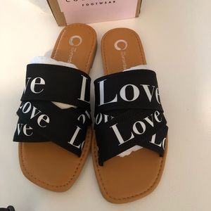 Journey Collection Criss Cross Sandal Flip Flop